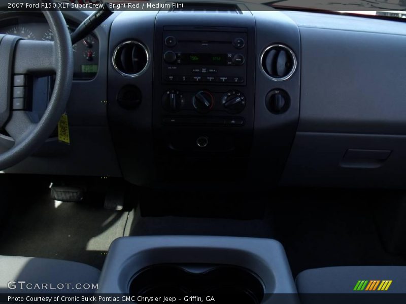 Bright Red / Medium Flint 2007 Ford F150 XLT SuperCrew