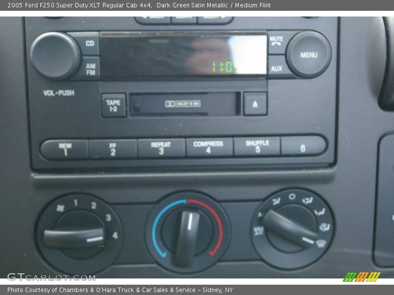 Dark Green Satin Metallic / Medium Flint 2005 Ford F250 Super Duty XLT Regular Cab 4x4