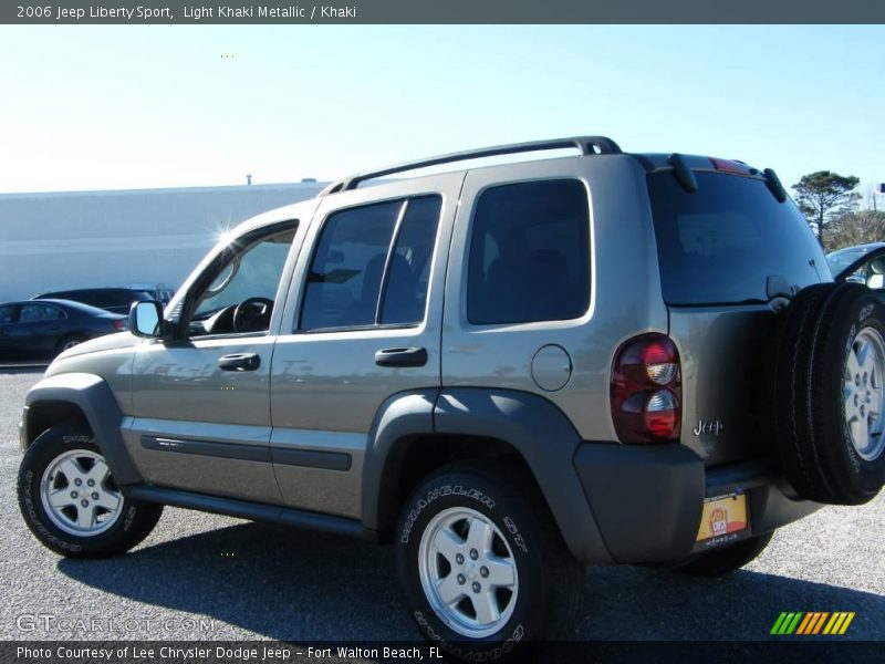 Light Khaki Metallic / Khaki 2006 Jeep Liberty Sport