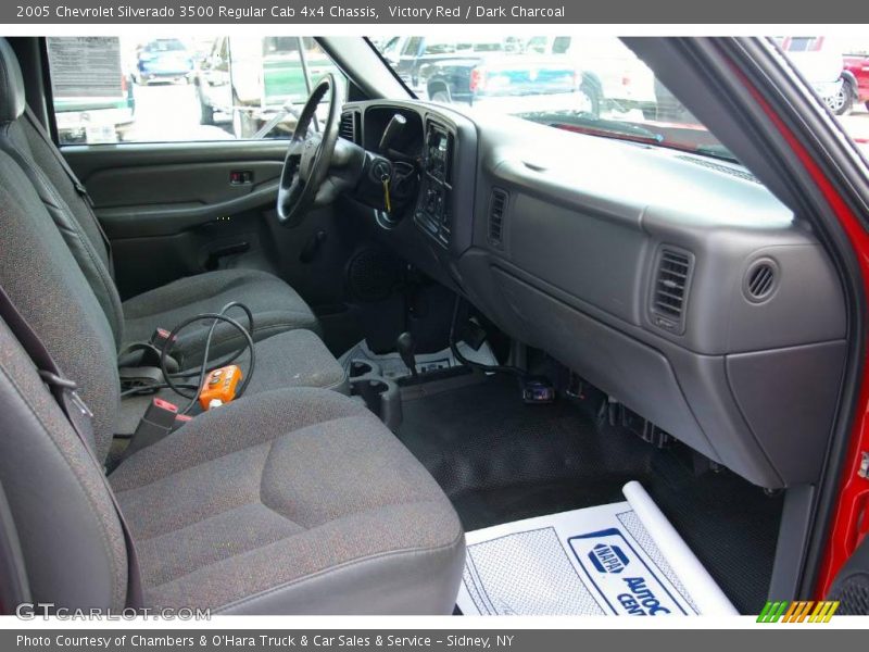 Victory Red / Dark Charcoal 2005 Chevrolet Silverado 3500 Regular Cab 4x4 Chassis