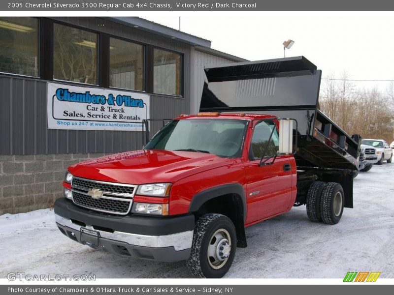 Victory Red / Dark Charcoal 2005 Chevrolet Silverado 3500 Regular Cab 4x4 Chassis