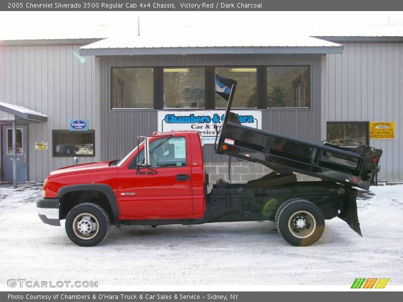 Victory Red / Dark Charcoal 2005 Chevrolet Silverado 3500 Regular Cab 4x4 Chassis