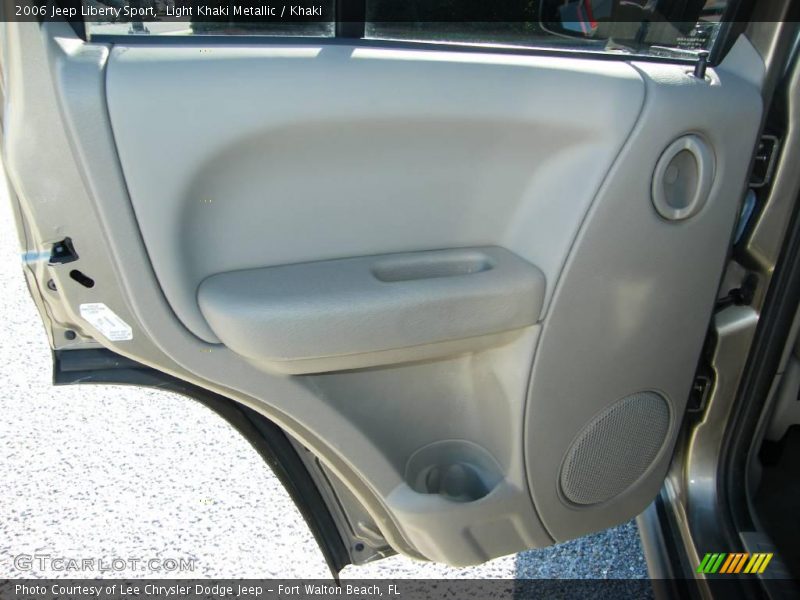 Light Khaki Metallic / Khaki 2006 Jeep Liberty Sport