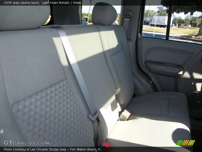 Light Khaki Metallic / Khaki 2006 Jeep Liberty Sport
