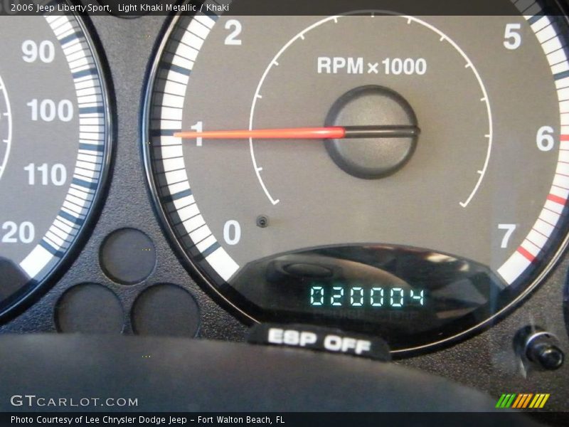 Light Khaki Metallic / Khaki 2006 Jeep Liberty Sport