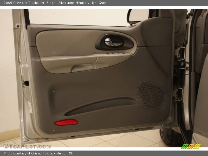 Silverstone Metallic / Light Gray 2006 Chevrolet TrailBlazer LS 4x4