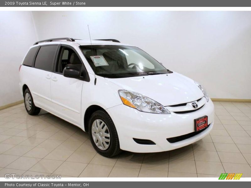 Super White / Stone 2009 Toyota Sienna LE