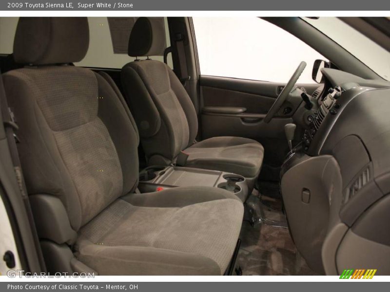 Super White / Stone 2009 Toyota Sienna LE