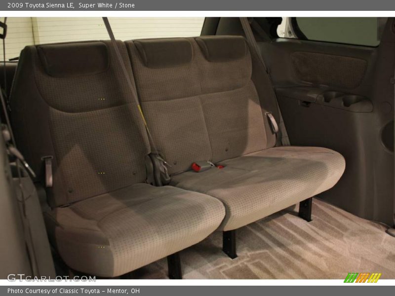 Super White / Stone 2009 Toyota Sienna LE