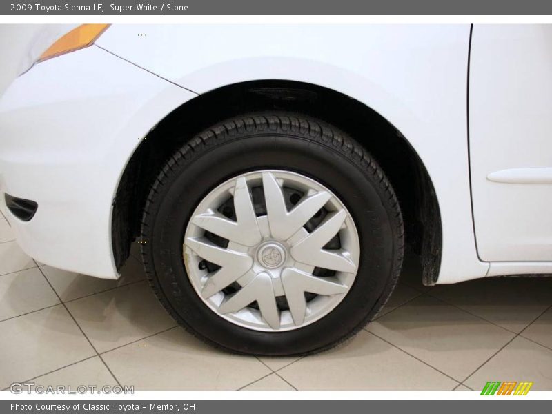 Super White / Stone 2009 Toyota Sienna LE