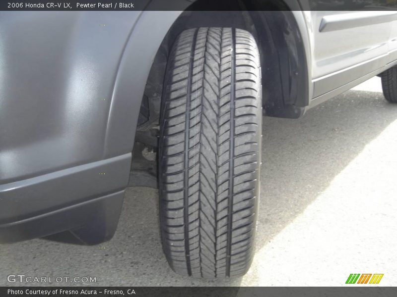Pewter Pearl / Black 2006 Honda CR-V LX