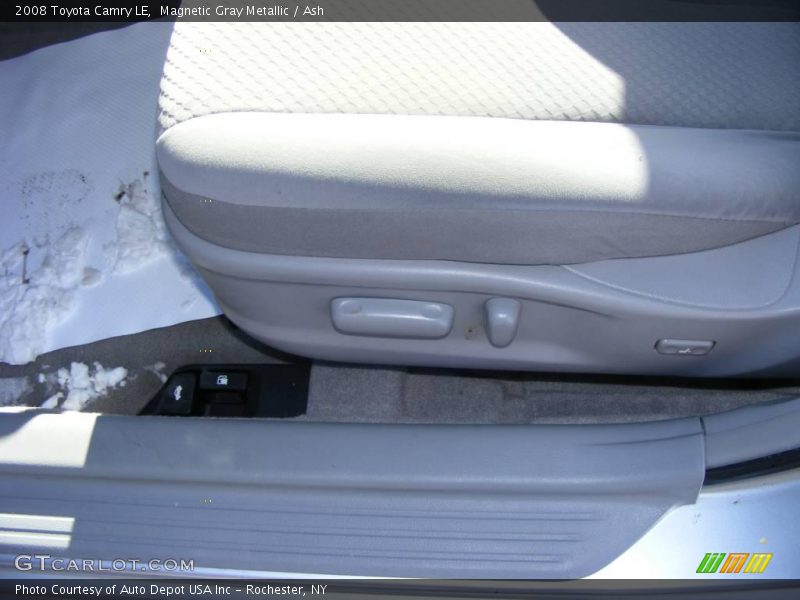 Magnetic Gray Metallic / Ash 2008 Toyota Camry LE