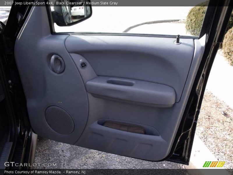 Black Clearcoat / Medium Slate Gray 2007 Jeep Liberty Sport 4x4