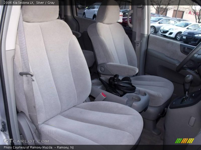 Silver / Gray 2006 Kia Sedona LX