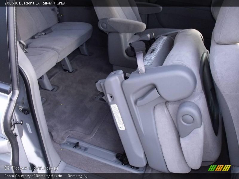 Silver / Gray 2006 Kia Sedona LX