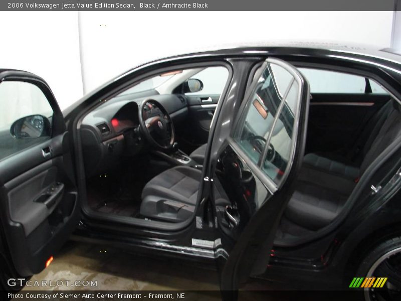 Black / Anthracite Black 2006 Volkswagen Jetta Value Edition Sedan