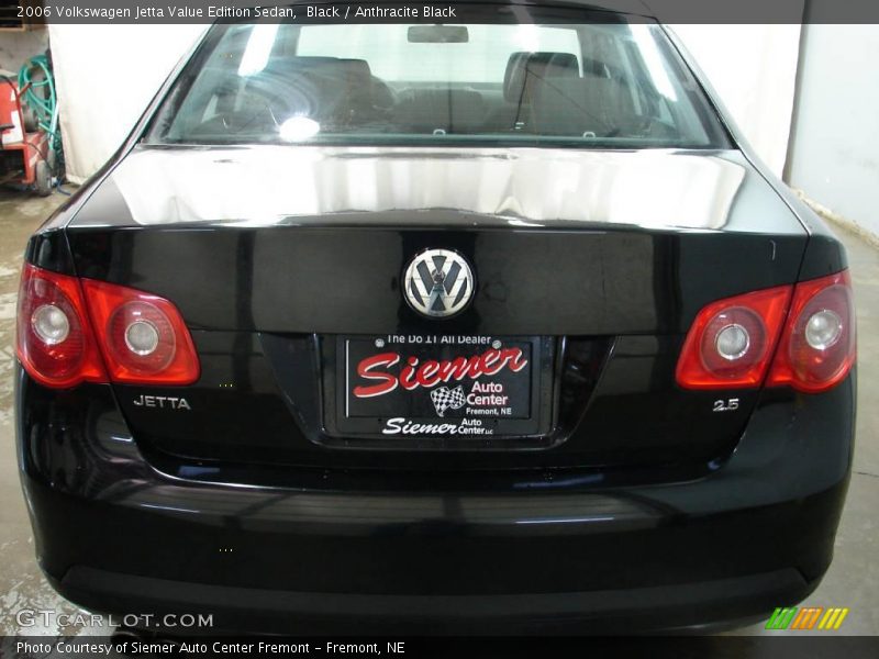 Black / Anthracite Black 2006 Volkswagen Jetta Value Edition Sedan