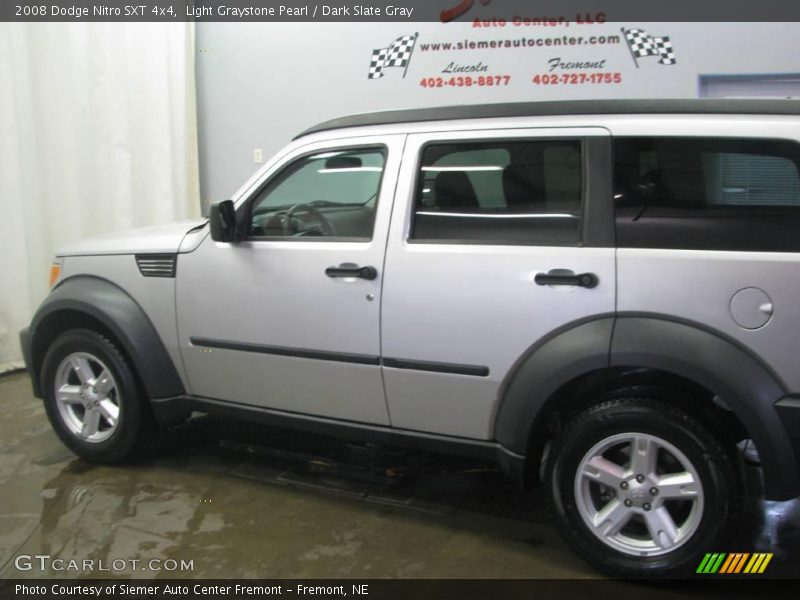 Light Graystone Pearl / Dark Slate Gray 2008 Dodge Nitro SXT 4x4