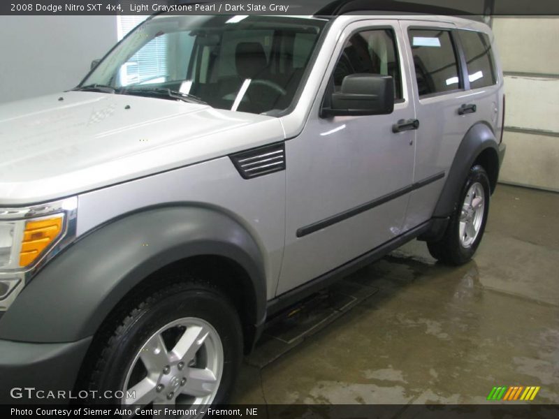 Light Graystone Pearl / Dark Slate Gray 2008 Dodge Nitro SXT 4x4
