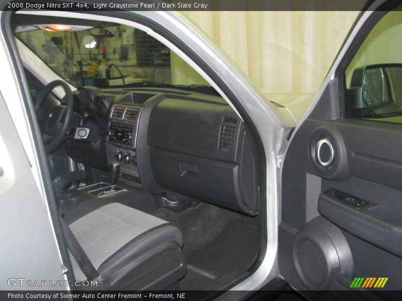 Light Graystone Pearl / Dark Slate Gray 2008 Dodge Nitro SXT 4x4
