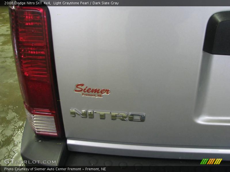 Light Graystone Pearl / Dark Slate Gray 2008 Dodge Nitro SXT 4x4