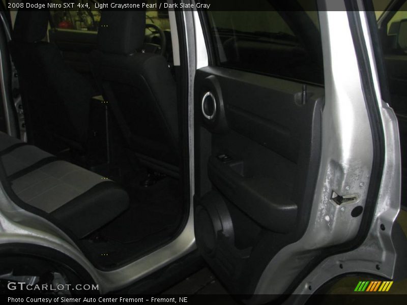 Light Graystone Pearl / Dark Slate Gray 2008 Dodge Nitro SXT 4x4