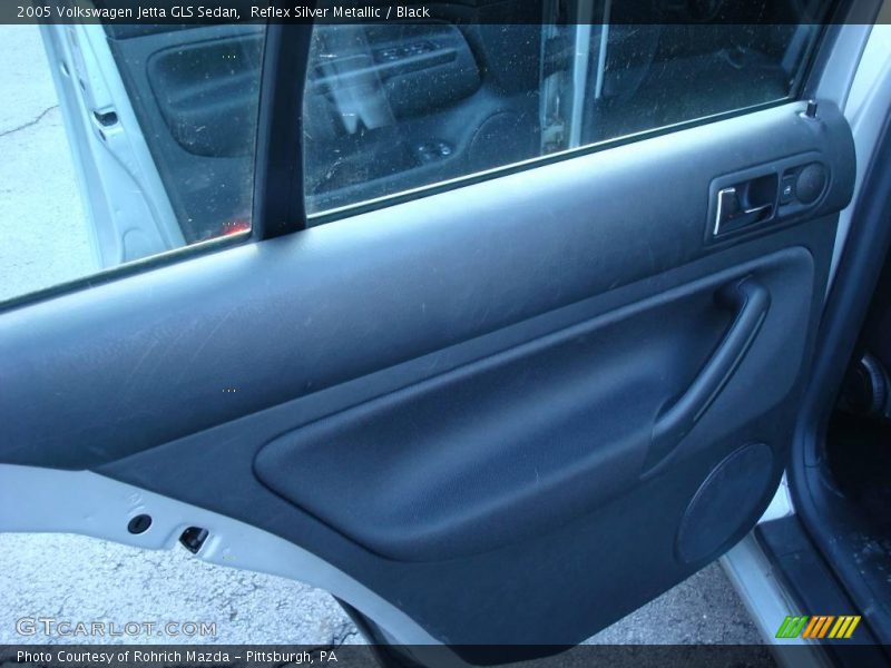 Reflex Silver Metallic / Black 2005 Volkswagen Jetta GLS Sedan