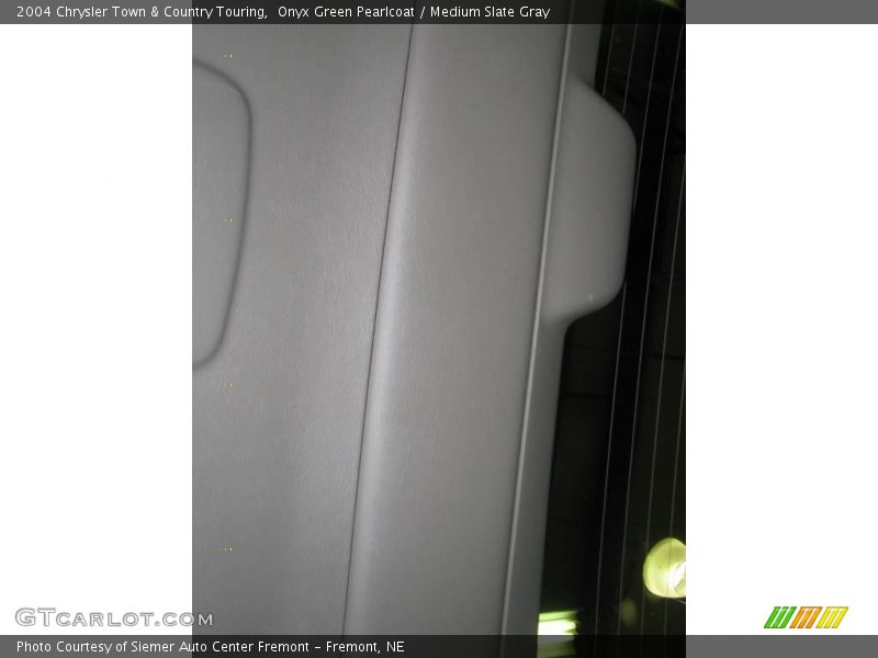 Onyx Green Pearlcoat / Medium Slate Gray 2004 Chrysler Town & Country Touring