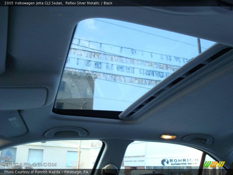 Reflex Silver Metallic / Black 2005 Volkswagen Jetta GLS Sedan