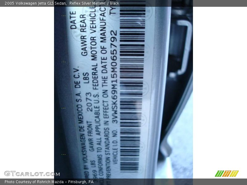 Reflex Silver Metallic / Black 2005 Volkswagen Jetta GLS Sedan