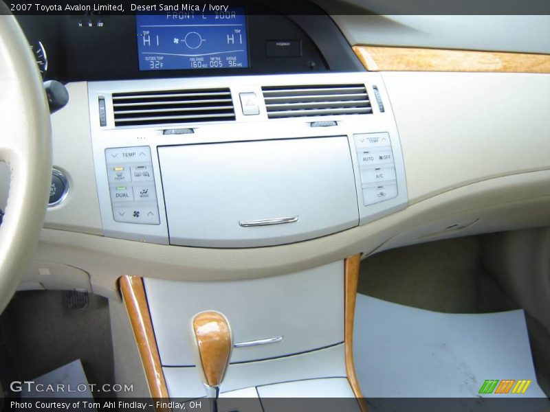 Desert Sand Mica / Ivory 2007 Toyota Avalon Limited