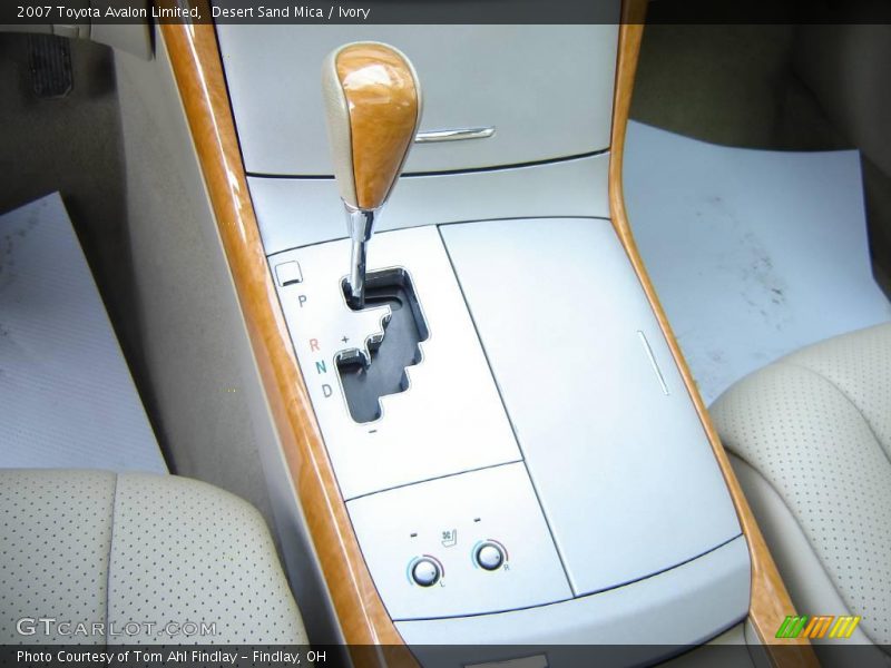 Desert Sand Mica / Ivory 2007 Toyota Avalon Limited