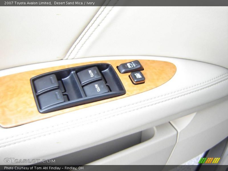 Desert Sand Mica / Ivory 2007 Toyota Avalon Limited