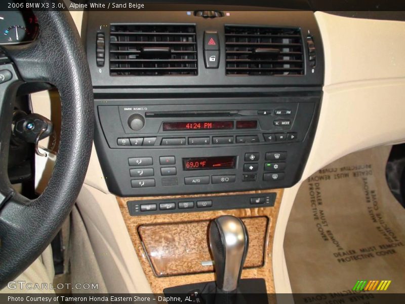 Alpine White / Sand Beige 2006 BMW X3 3.0i