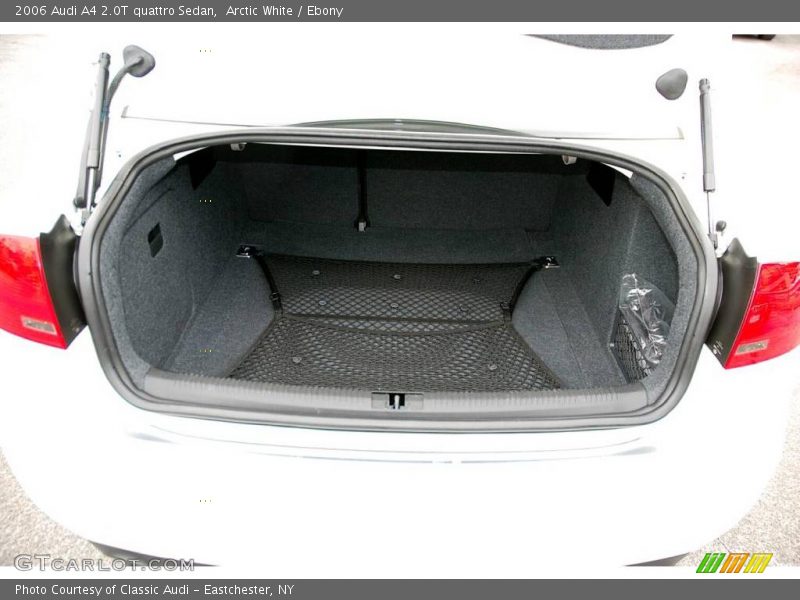 Arctic White / Ebony 2006 Audi A4 2.0T quattro Sedan