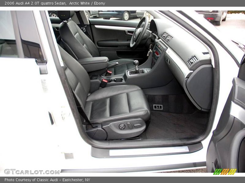 Arctic White / Ebony 2006 Audi A4 2.0T quattro Sedan