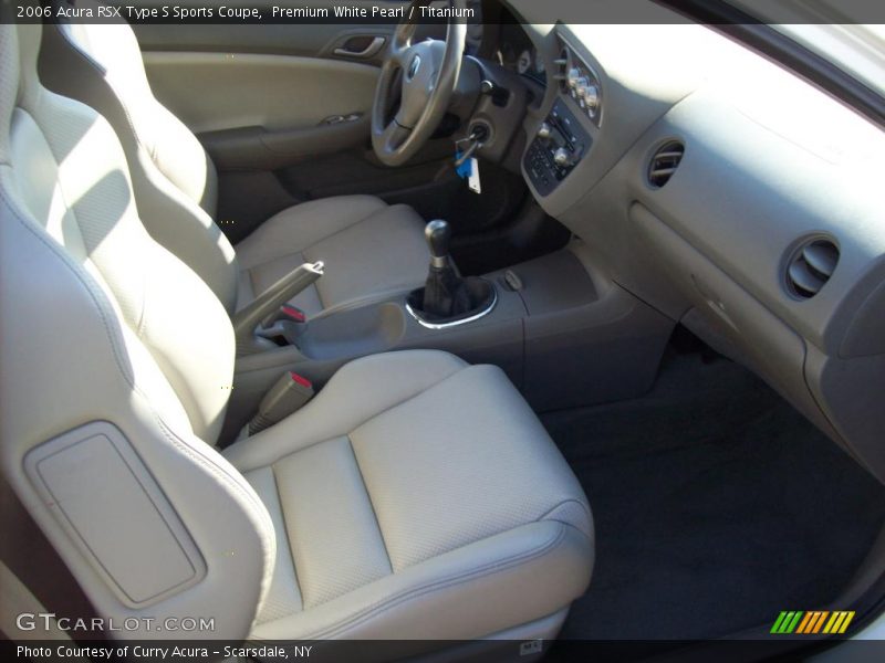 Premium White Pearl / Titanium 2006 Acura RSX Type S Sports Coupe