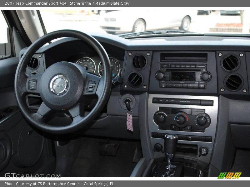 Stone White / Medium Slate Gray 2007 Jeep Commander Sport 4x4