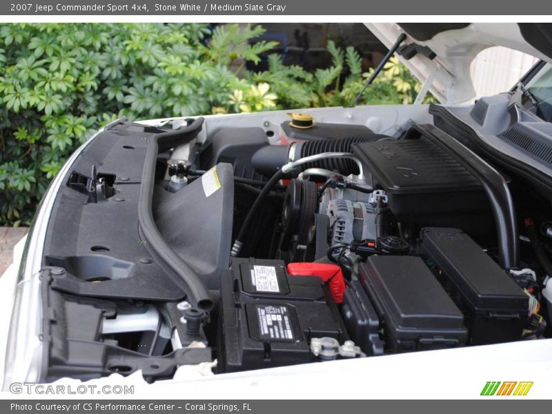 Stone White / Medium Slate Gray 2007 Jeep Commander Sport 4x4