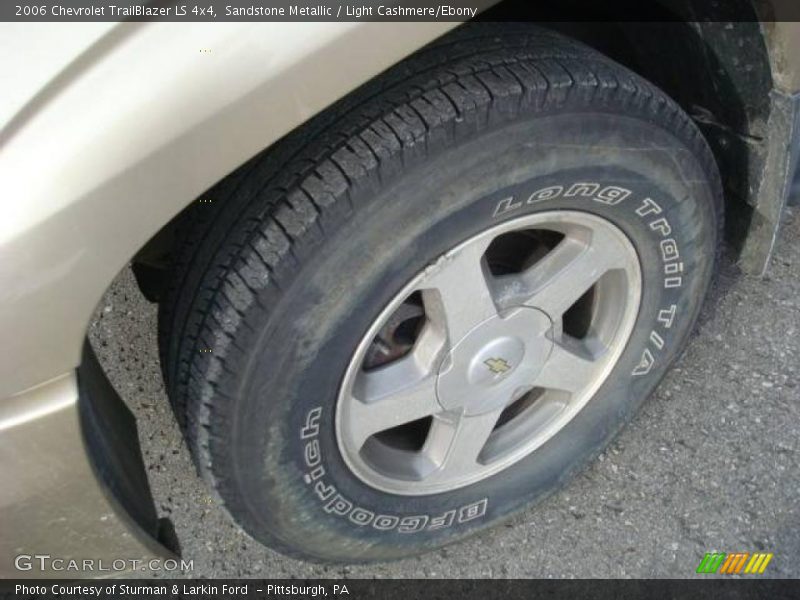 Sandstone Metallic / Light Cashmere/Ebony 2006 Chevrolet TrailBlazer LS 4x4