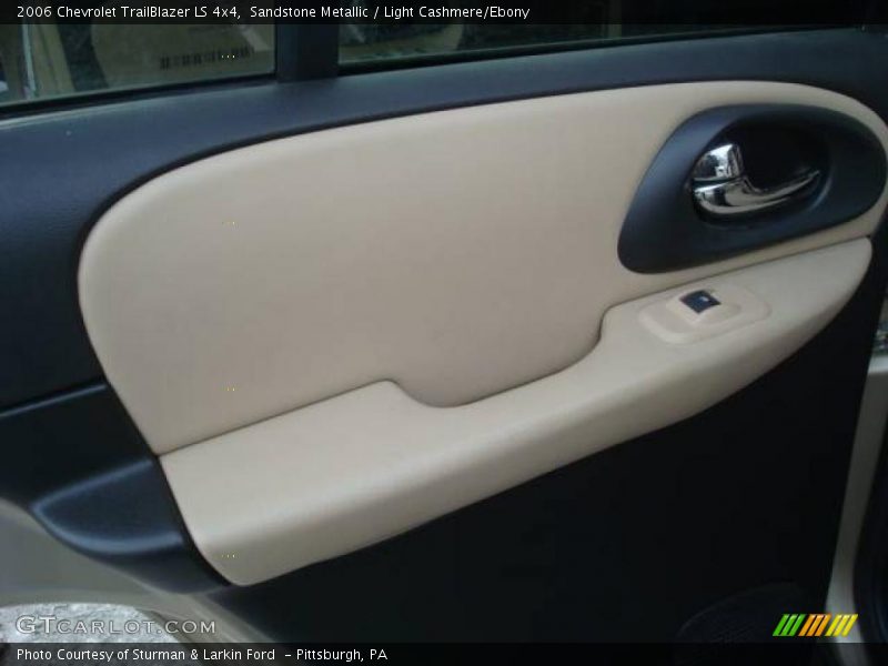 Sandstone Metallic / Light Cashmere/Ebony 2006 Chevrolet TrailBlazer LS 4x4
