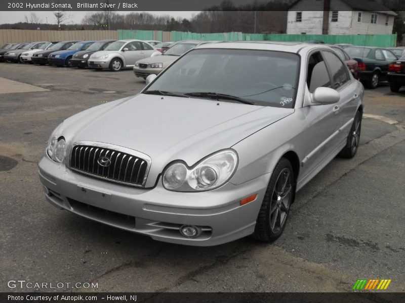 Brilliant Silver / Black 2002 Hyundai Sonata