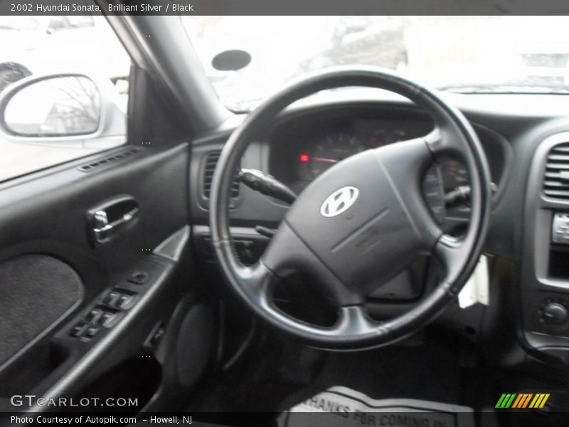 Brilliant Silver / Black 2002 Hyundai Sonata