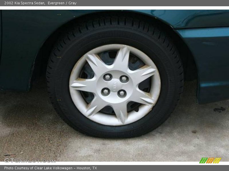 Evergreen / Gray 2002 Kia Spectra Sedan