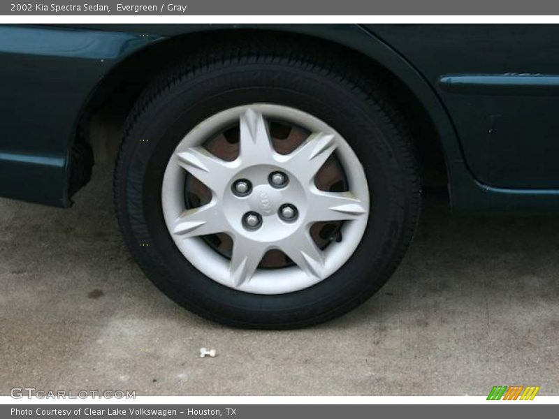 Evergreen / Gray 2002 Kia Spectra Sedan