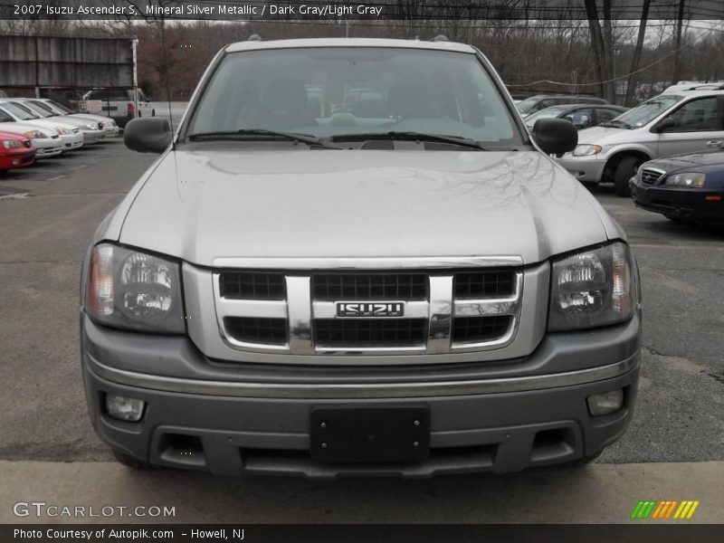 Mineral Silver Metallic / Dark Gray/Light Gray 2007 Isuzu Ascender S