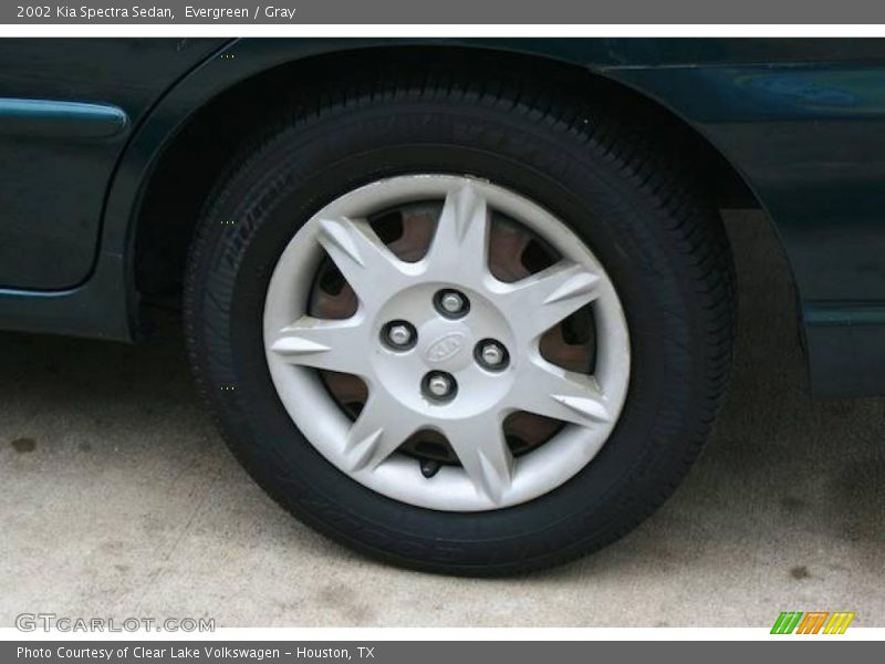 Evergreen / Gray 2002 Kia Spectra Sedan