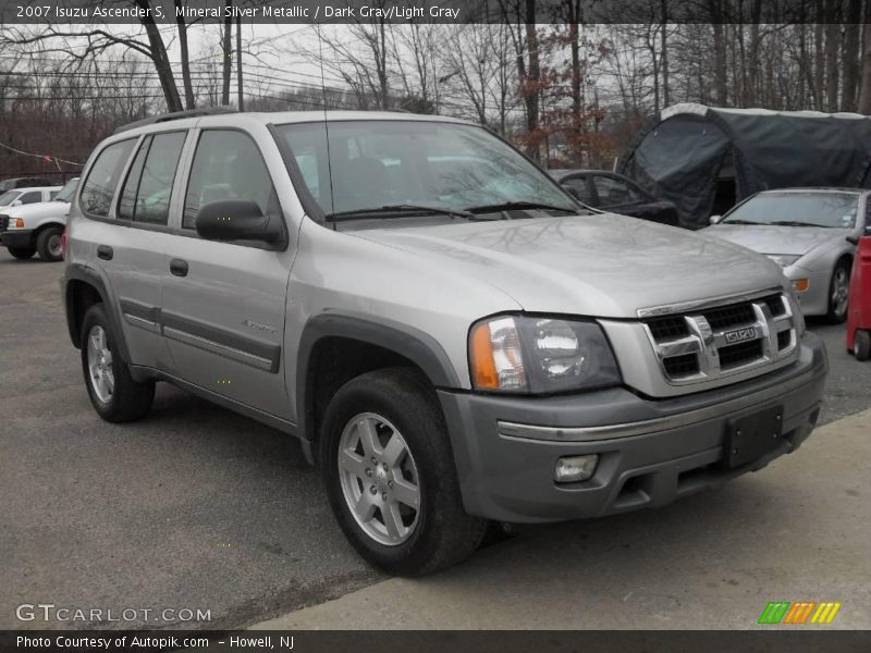 Mineral Silver Metallic / Dark Gray/Light Gray 2007 Isuzu Ascender S