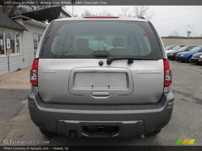 Mineral Silver Metallic / Dark Gray/Light Gray 2007 Isuzu Ascender S