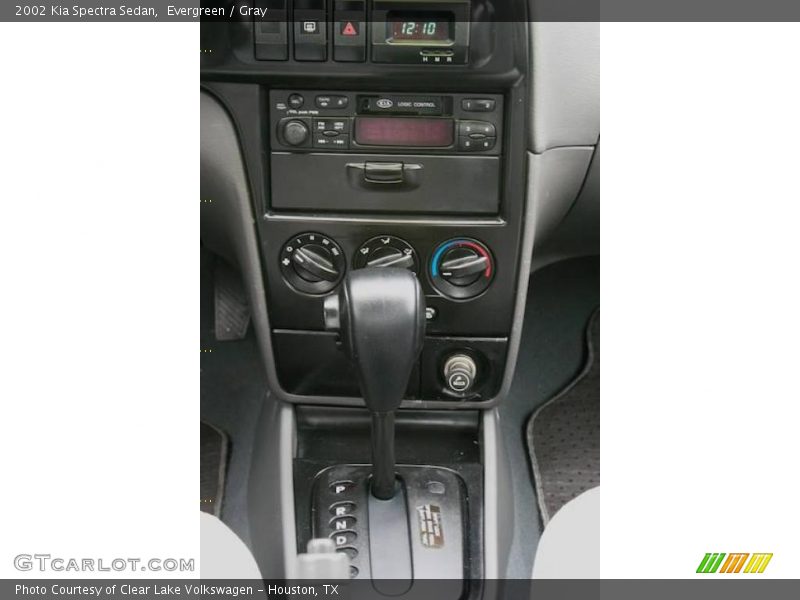 Evergreen / Gray 2002 Kia Spectra Sedan